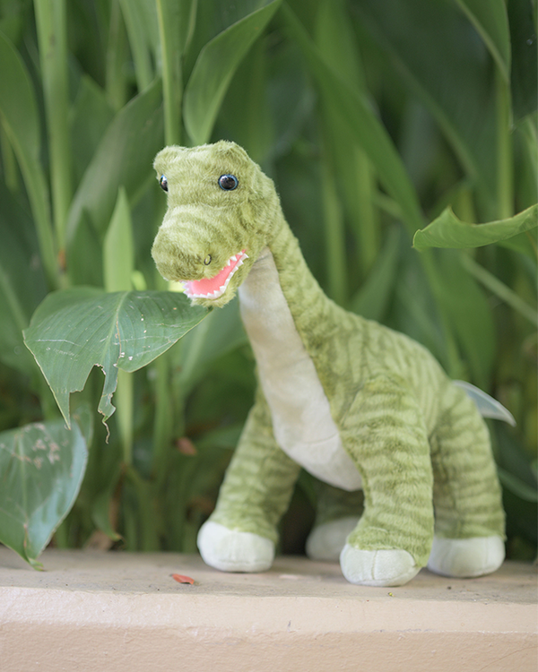 T-Rex Cafe | Brachiosaurus | 16" Build-A-Dino Plush